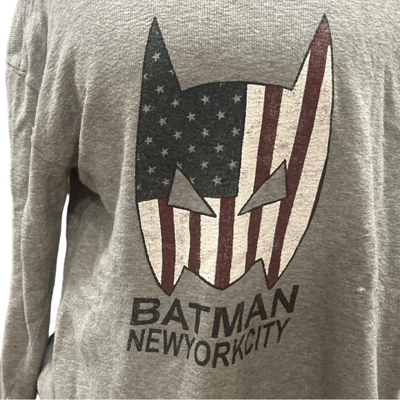 Vintage Batman New York City Top - Picture 6 of 7